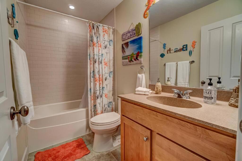 Bradenton Beach Resort Style Getaway-Walk To Beach Exterior foto